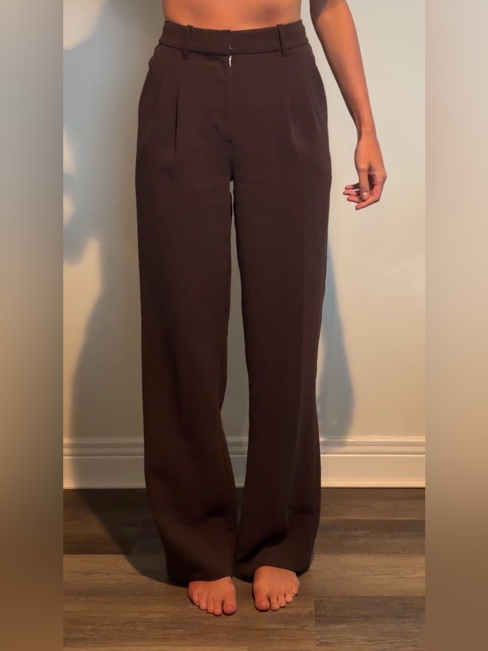 Aritzia Effortless Crepette Pant